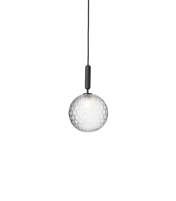 nuura_miira_1_large_rock_grey_optic_clear_72ppi_ss20_1560x1660px.png.webp