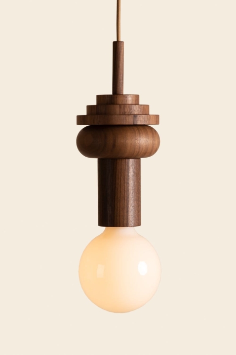 JUNIT_WALNUT_1.jpg