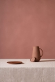 2021_UNISON_CARAFE_PLATE_CINNAMON1.jpg