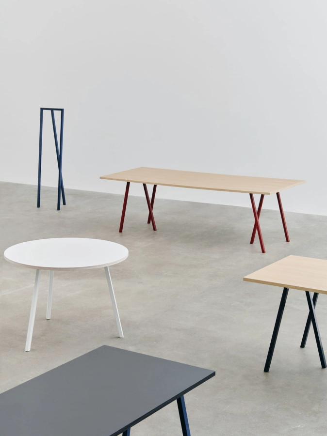 Loop Stand family 01.jpg