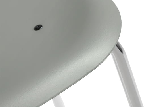 1991953009000_Soft Edge P30_Base black_Seat dusty green_Detail.jpg