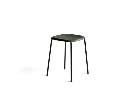 AA527-A405-AA51-01UF_Soft Edge 70_Base black_hunter wb lacquer oak seat.jpg