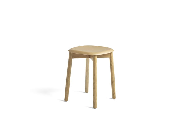 AA551-A406-AA51-01UF_Soft Edge 72 Stool_wb lacquer oak.jpg