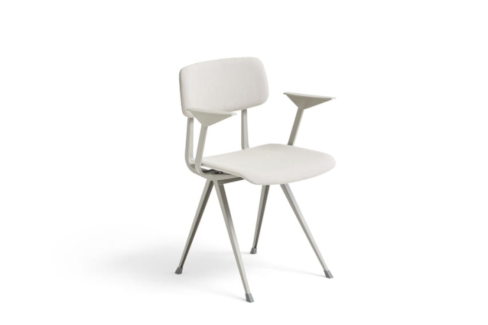AB808-A001AA08-01EM_Result Armchair w full uph Steelcut Trio 205 beige base.jpg