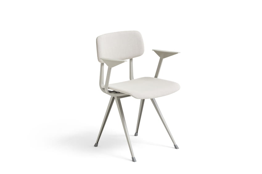 AB808-A001AA08-01EM_Result Armchair w full uph Steelcut Trio 205 beige base.jpg