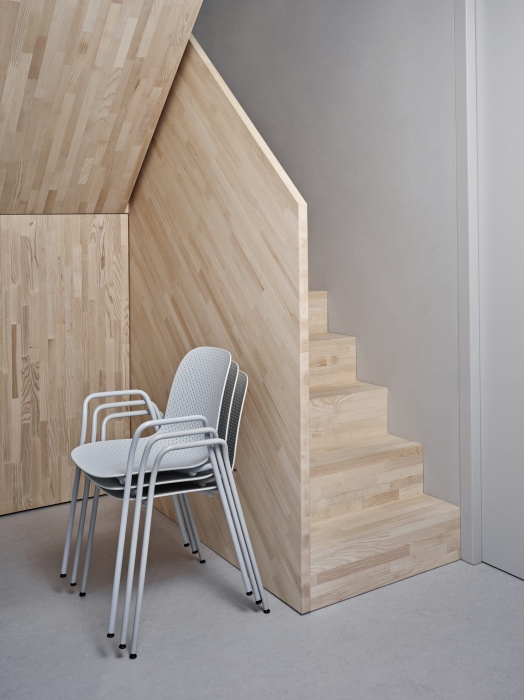 13Eighty Armchair 01.jpg