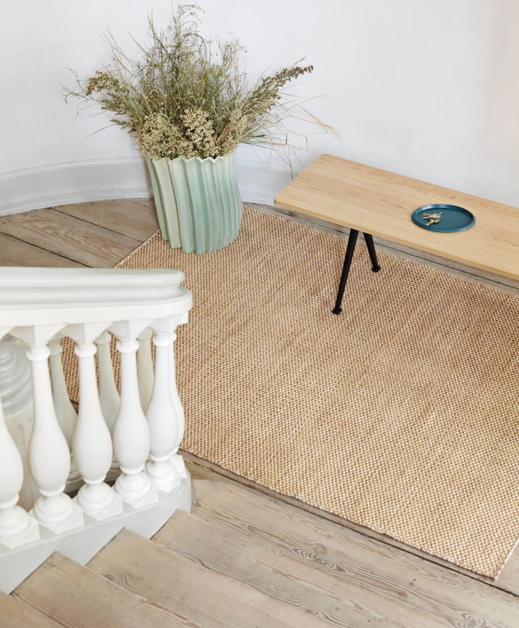 Pyramid Bench wb lacquer oak black frame_Ellipse S dark green_Moire Kelim yellow.jpg