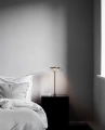 nuura_blossi-table-in-set_bedside_table_lighting_nordic-gold.jpg.webp