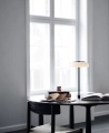 nuura_blossi-table-in-set_work_desk_lighting_black.jpg.webp