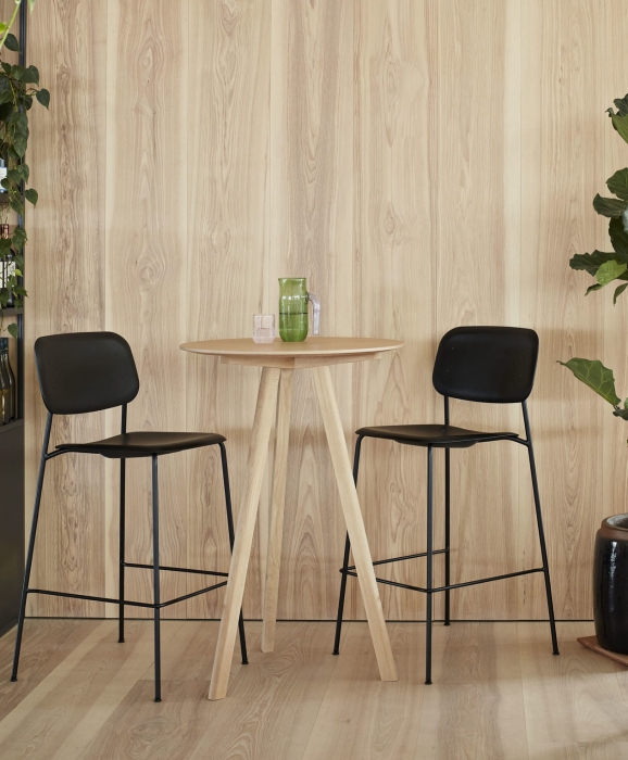 Soft Edge 95 Bar Stool black seat and back black powder coated steel_CPH 20 2.0 High Table wb lacquer.jpg