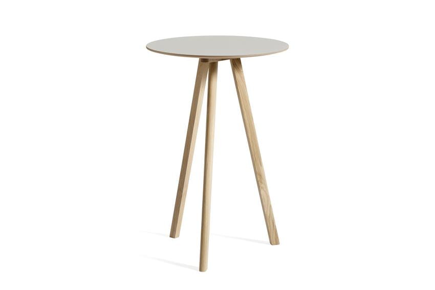 AE864-A531-AR08_CPH20 2.0 High Table dia70xH105 off white linoleum tabletop_wb lacquered oak base.jpg