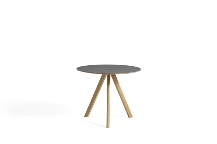 AE815-A529-AR07_CPH20 2.0 Table dia90xH74 grey linoleum tabletop_wb lacquered oak base.jpg
