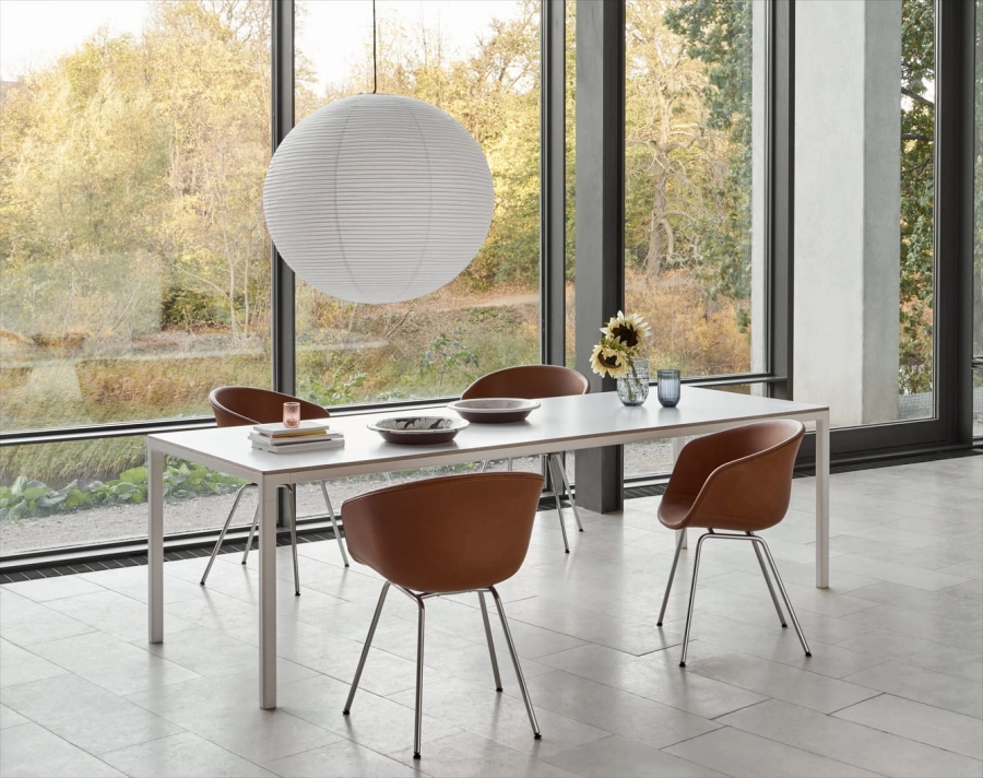 AAC 27 Sense cognac chromed legs_T12 Table white laminate white base.jpg