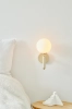 nuura_lifestyle_miira-wall-brass-opal_1.jpg-2.webp