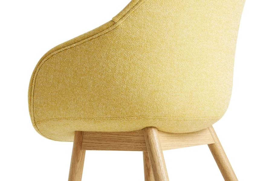 AC090-A108-AA25-01HS_AAC 213 Soft Halligdal 407_wb lacquered solid oak_detail 02.jpg