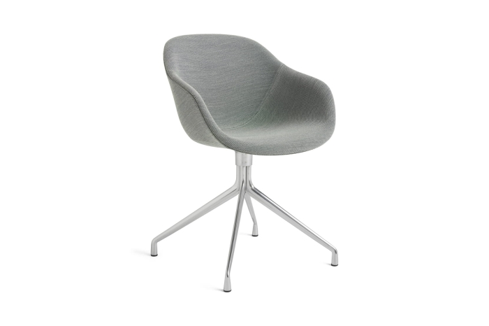 AC104-A001-AA08-01RH_AAC 221 Steelcut Trio 916_polished alu swivel base.jpg