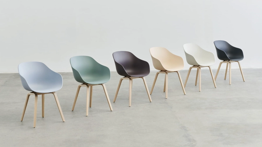 About A Chair 222 family 01.jpg