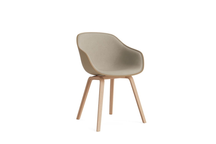 AC106-D130-AA18-01GH_AAC 222 front uph Fiord 322_clay 2.0 shell_wb lacquered oak base.jpg