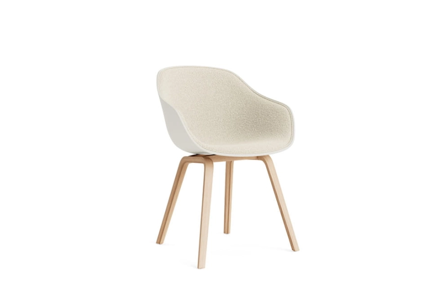 AC112-D157-AA13-01TQ_AAC 222 front uph Flamiber Cream A5_melange cream 2.0 shell_soaped oak base.jpg