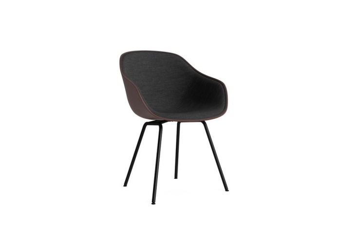 AC122-D133-AA01-01DT_AAC 226 front uph Remix 173_raisin 2.0 shell_black powder coated steel base.jpg