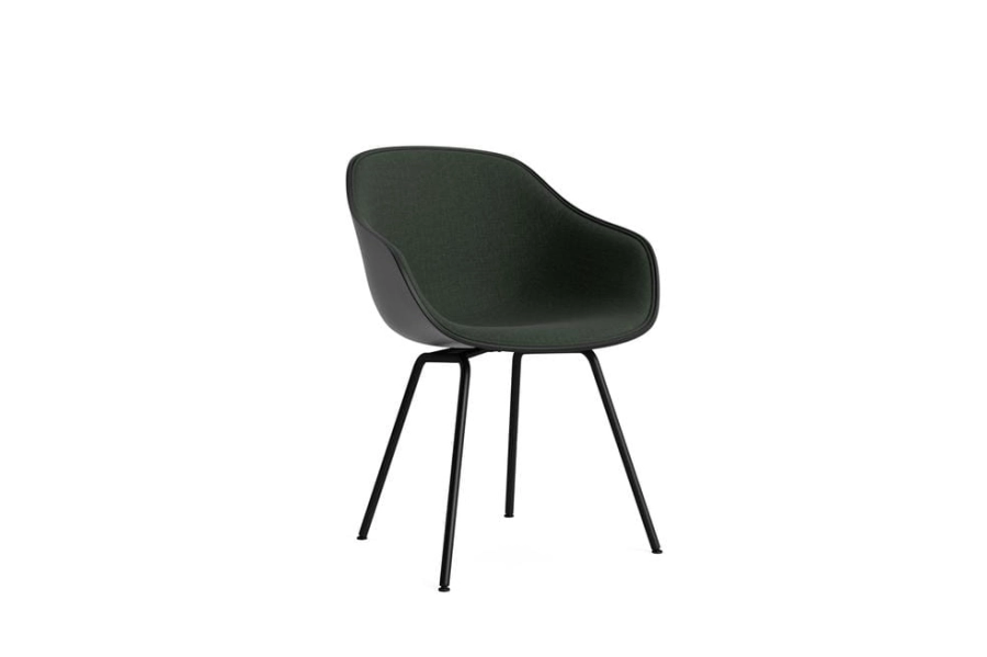 AC122-D169-AG89-02BM_AAC 226 front uph Metaphor 025_black 2.0 shell_black powder coated steel base.jpg