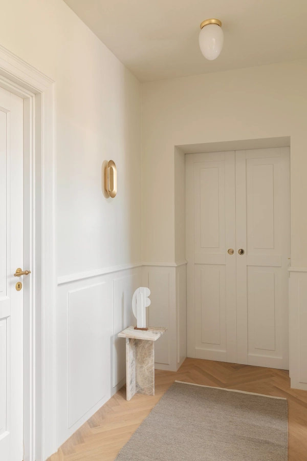 nuura-rizzatto-171-sasi-small-brass-ceiling-spot-wall-lamp-hall.jpg.webp