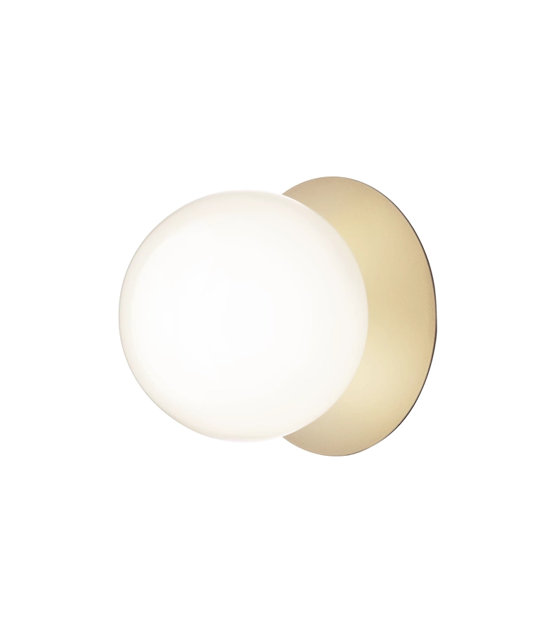 nuura_liila_1_large_nordic_gold_opal_white_2_aw18.png.webp