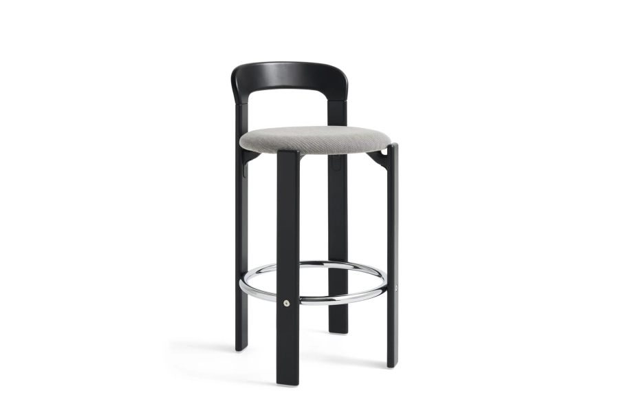 AB880-B590-AA08-01CL_Rey Bar Stool H65 w. seat uph Steelcut Trio 124_deep black wb lacquer beech.jpg