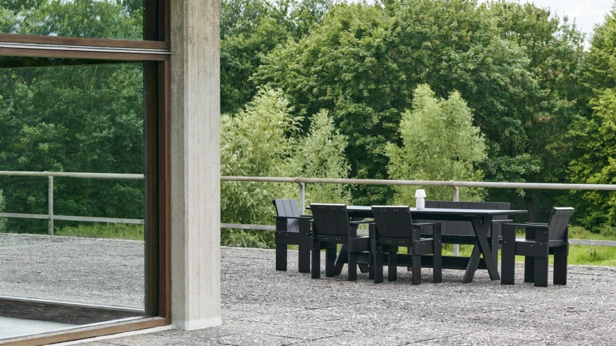 Crate Dining Chair black wb lacquered pinewood_Crate Dining Table L180xW89,5xH74,5cm black wb lacquered pinewood.jpg