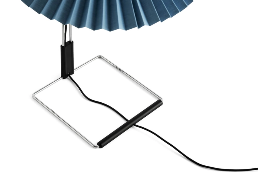 AC069-A577-AN07_Matin Table Lamp 300 Placid Blue shade_Polished SS base_detail 03.jpg