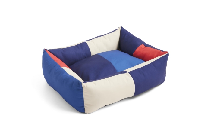 AD862-A602-AL56_HAY Dogs Bed M red_blue.jpg