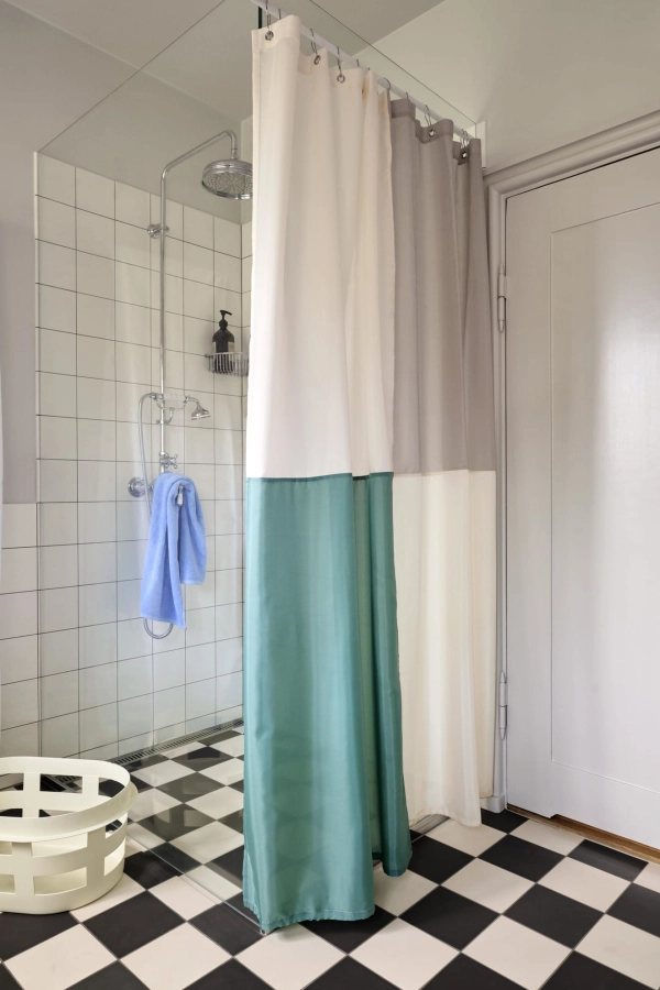 Check Shower Curtain green_Basket S Recycled soft yellow_Mono Bath Towel sky blue.jpg
