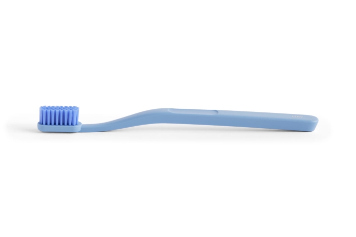AD570-A656_Tann Toothbrush blue.jpg