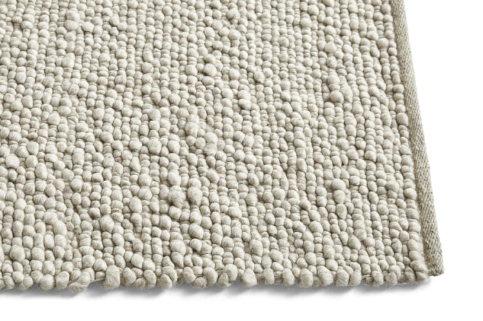 AB462-A665-AG26_Peas Random 140x200 soft grey_detail.jpg