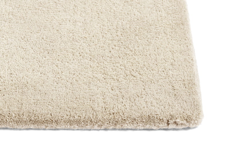 AB483-A883-AO52_Raw Rug NO2 170x240 sand_detail.jpg