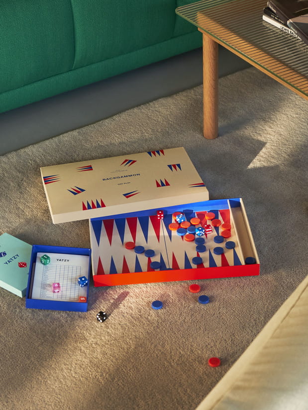 HAY Play Backgammon off white_HAY Play Yatzy blue_Raw Rug NO 2 sand.jpg