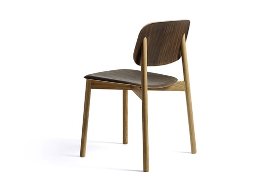AA433-A174-AA51-01UF_Soft Edge 60 smoked wb lacquer oak seat_wb lacquer oak base detail 04.jpg