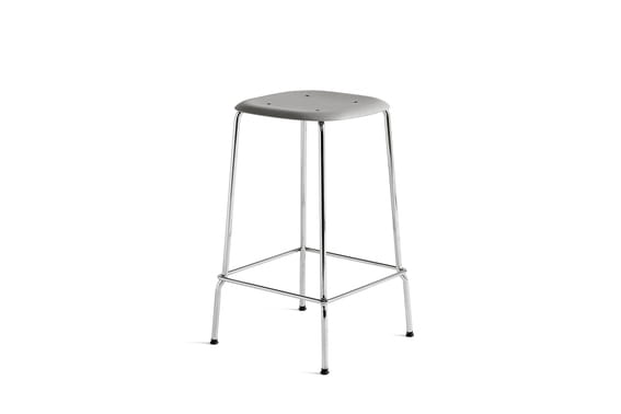 AA462-A403-AA51-01UF_Soft Edge 80 Bar Stool Low H65_soft grey wb lacquer oak seat_chromed steel base.jpg
