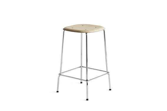 AA462-A406-AA51-01UF_Soft Edge 80 Bar Stool Low H65_wb lacquer oak seat_chromed steel base.jpg