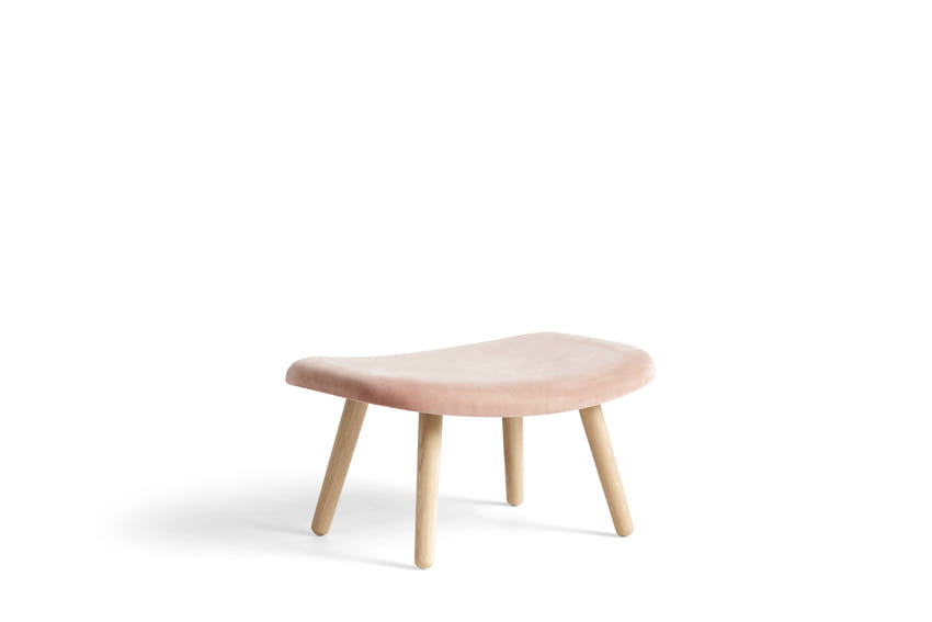 AA758-A001-AA10-01UJ_AAL 03 Ottoman Lola Rose_wb lacquer oak base.jpg