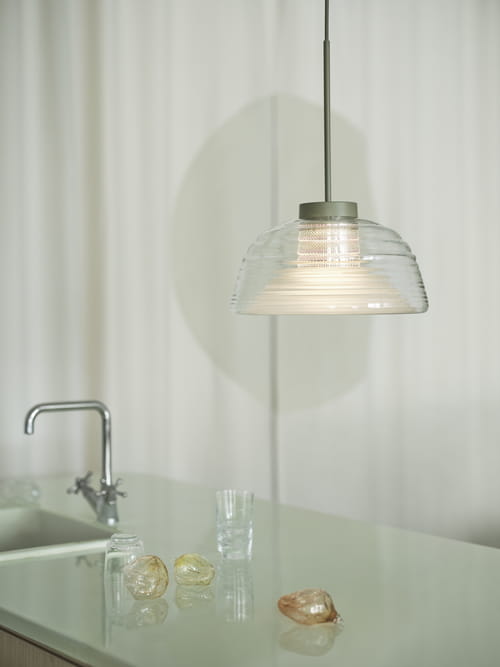 Two-layer-37-olive-raise-glasses-clear (2)-muuto-org_3.jpg