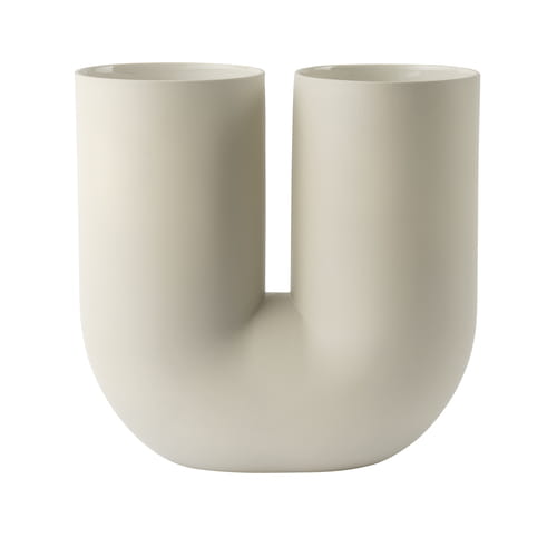 Kink-vase-39-sand-muuto-hi-res_3.jpg