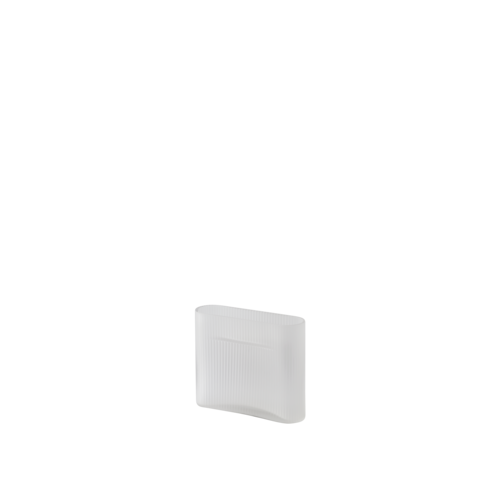 Ridge-vase-frosted-glass-white-17-muuto-org_4.png
