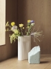 ridge-vase-off-white-muuto-org_3.jpg