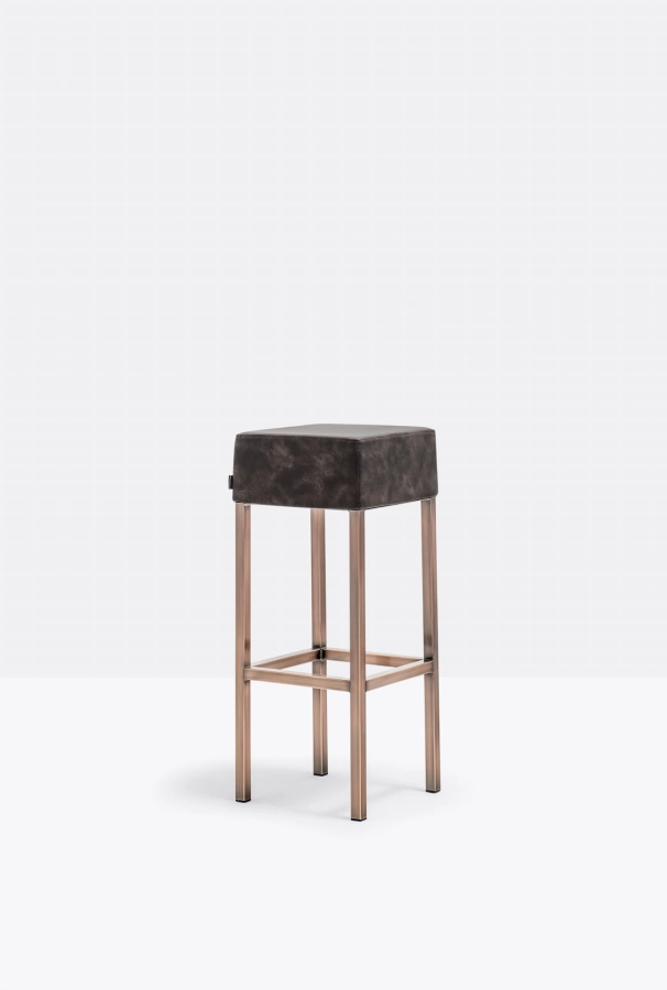 Cube-1401_C48-RM(2)_low.jpg