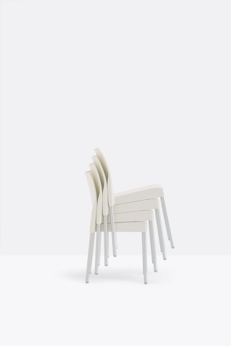 Ice-800_AV(3)_low.jpg