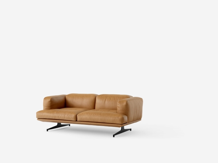 Inland AV22_Noble Aniline leather Cognac w. Warm Black base.jpg