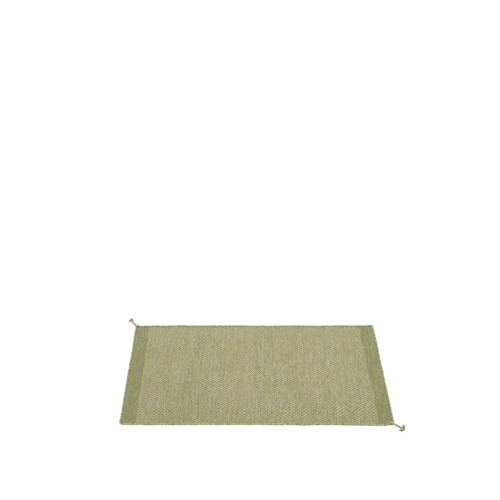 Ply-rug-recycled-polyester-85x140-moss-green-angle-muuto-hi-res_4.png