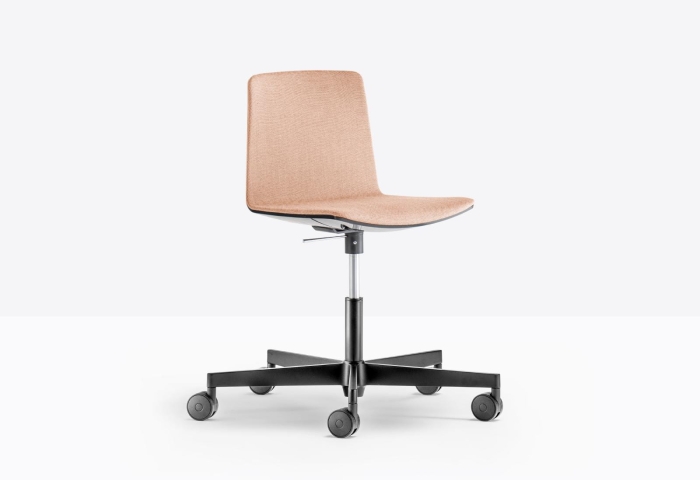 noa-727-4-still-02.jpg