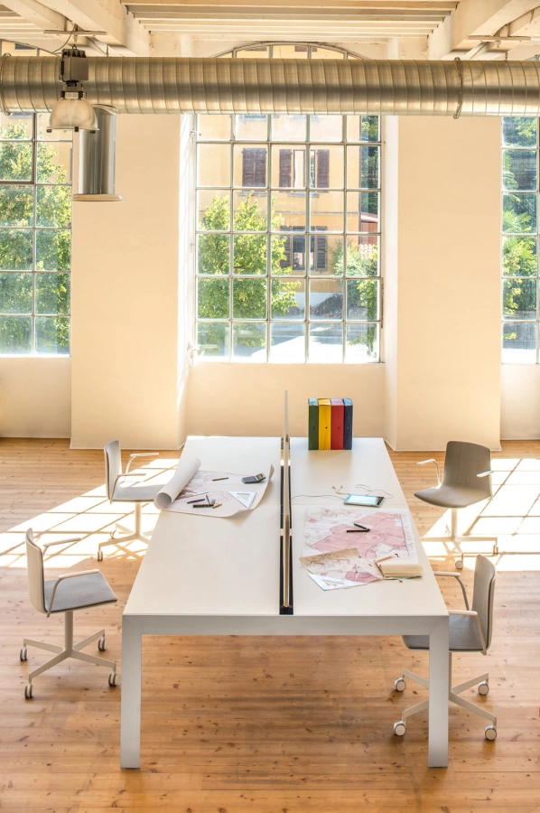 NOA_728_BI-G63+MATRIX_DESK_TMS350X160_AA-2XDSP_C76_02_low.jpg